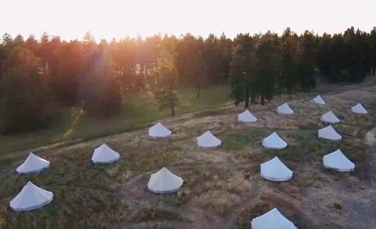 Hotel Wander Camp Glacier Coram Zewnętrze zdjęcie